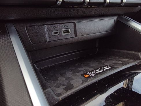 Used 2026 Chevrolet Colorado Trail Boss image 20