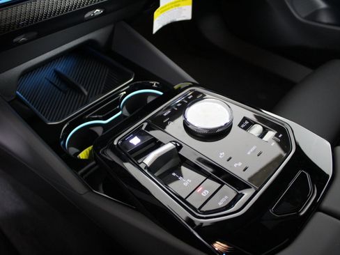 New 2026 BMW 540i xDrive w/ M Sport Package image 17