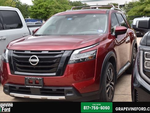 Used 2023 Nissan Pathfinder Platinum AWD/4WD image 1
