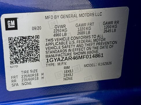 Used 2021 Cadillac XT4 Luxury w/ Cold Weather Package FWD image 32