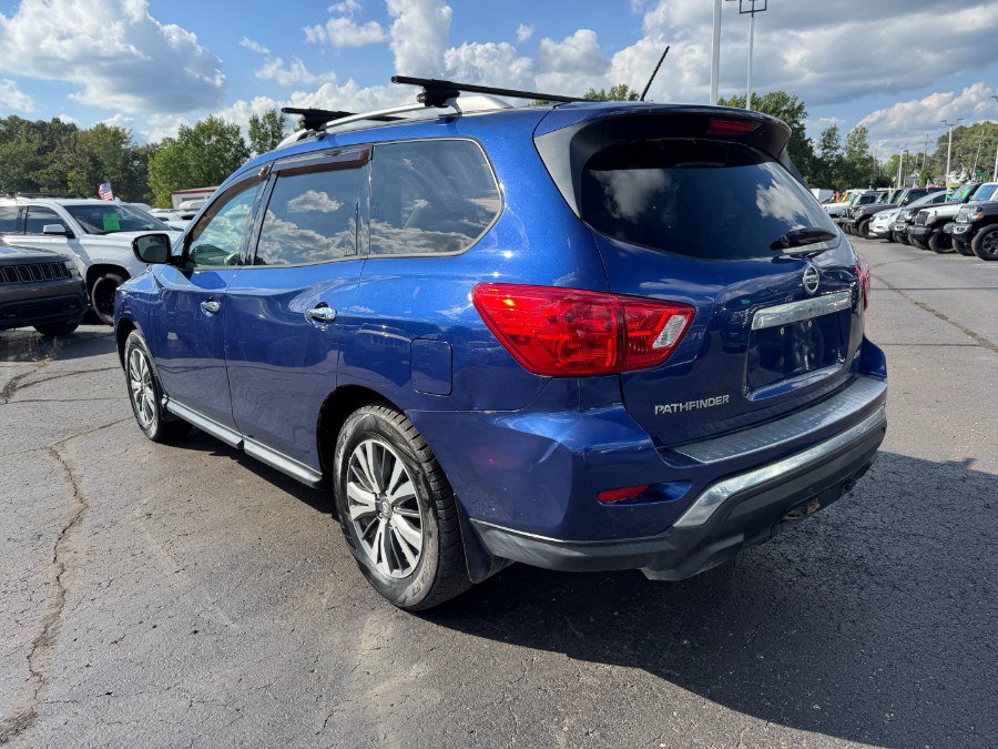 Used 2017 Nissan Pathfinder S AWD/4WD image 3