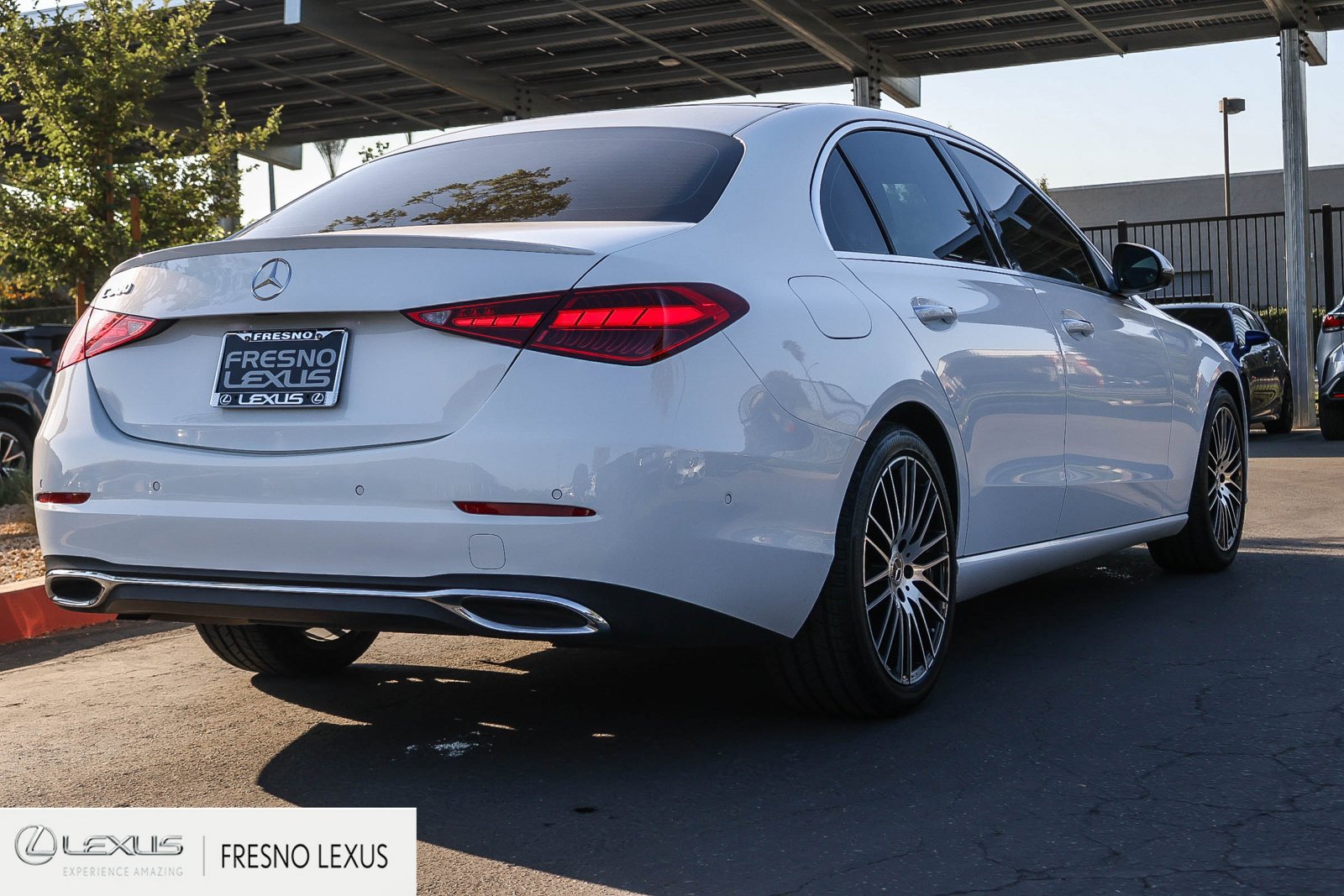 Used 2023 Mercedes-Benz C 300 Sedan image 4