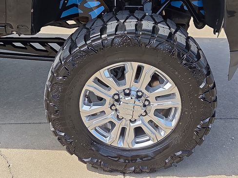 Used 2018 Chevrolet Silverado 2500 LTZ w/ Duramax Plus Package image 7