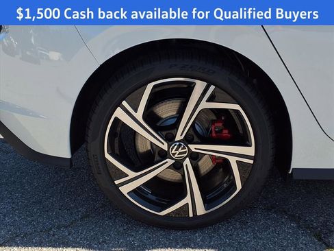 New 2026 Volkswagen GTI SE FWD image 4