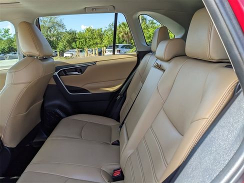 Used 2024 Toyota RAV4 XLE Premium image 19