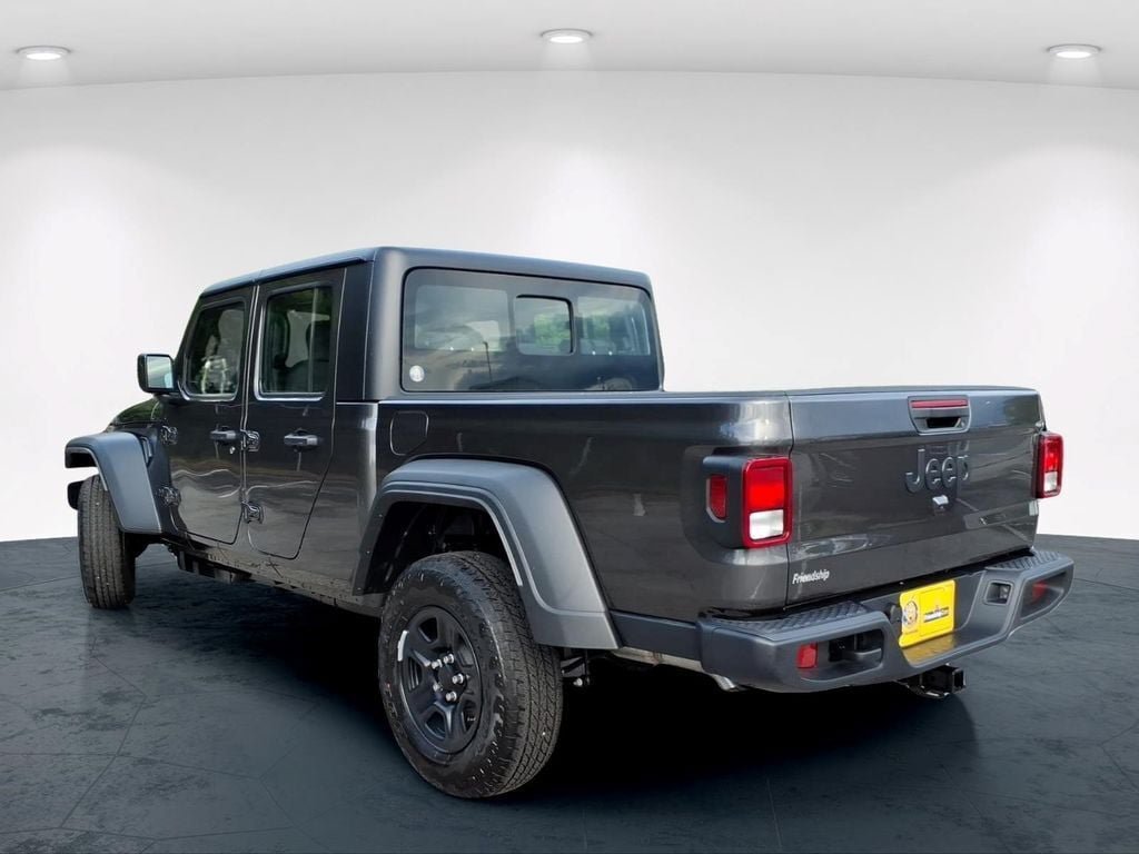 New 2026 Jeep Gladiator Sport AWD/4WD image 7