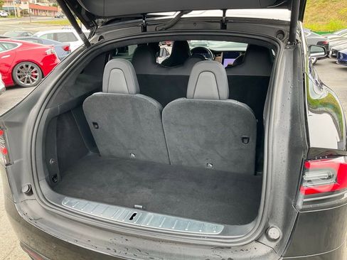 Used 2019 Tesla Model X Long Range AWD/4WD image 9