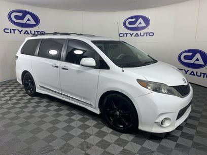 Used 2013 Toyota Sienna SE