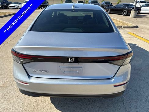 Used 2023 Honda Accord EX image 9