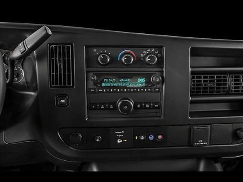 Used 2020 GMC Savana 2500 w/ Driver Convenience Package RWD image 88