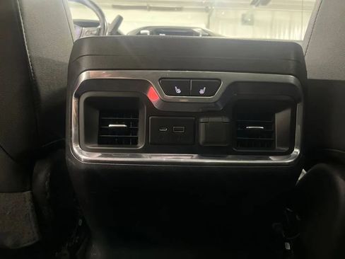 Used 2019 GMC Sierra 1500 AT4 w/ AT4 Premium Package AWD/4WD image 24