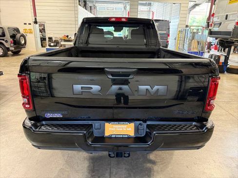 Certified 2025 RAM 2500 Big Horn AWD/4WD image 21