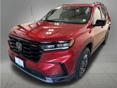 Certified 2025 Honda Pilot TrailSport