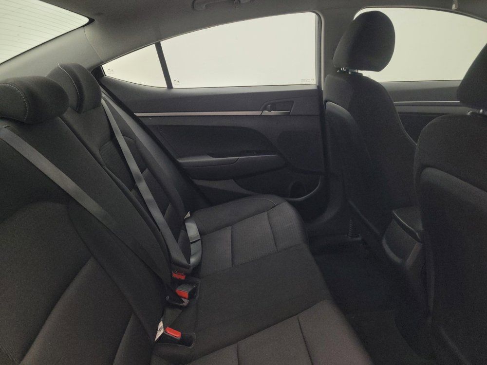 Used 2018 Hyundai Elantra SE FWD image 19