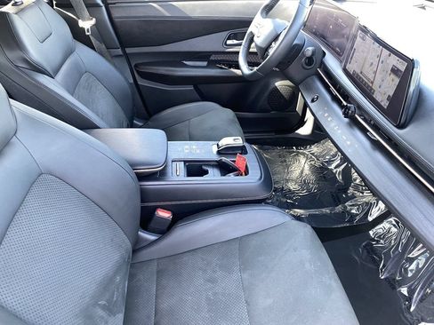 Certified 2024 Nissan Ariya AWD image 10