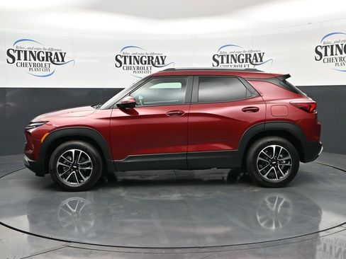 Used 2025 Chevrolet TrailBlazer LT w/ Convenience Package image 4