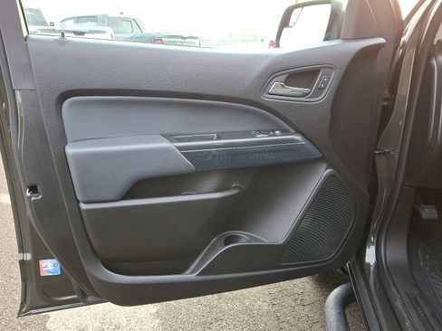 Used 2018 Chevrolet Colorado Z71 image 13