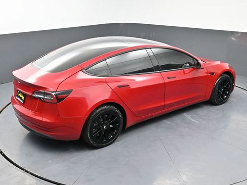Used 2022 Tesla Model 3 Standard Range image 48