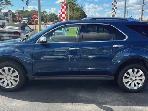 Used 2010 Chevrolet Equinox LT w/ Chrome Appearance Package AWD/4WD image 5