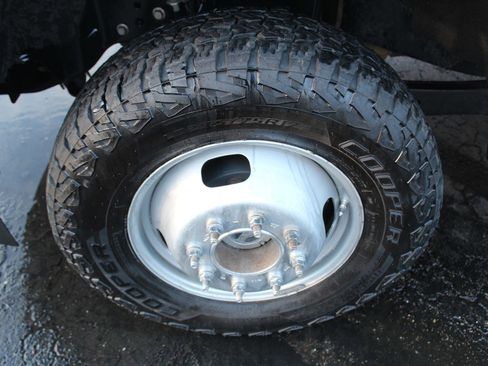 Used 2022 Ford F350 XL w/ Power Equipment Group image 34