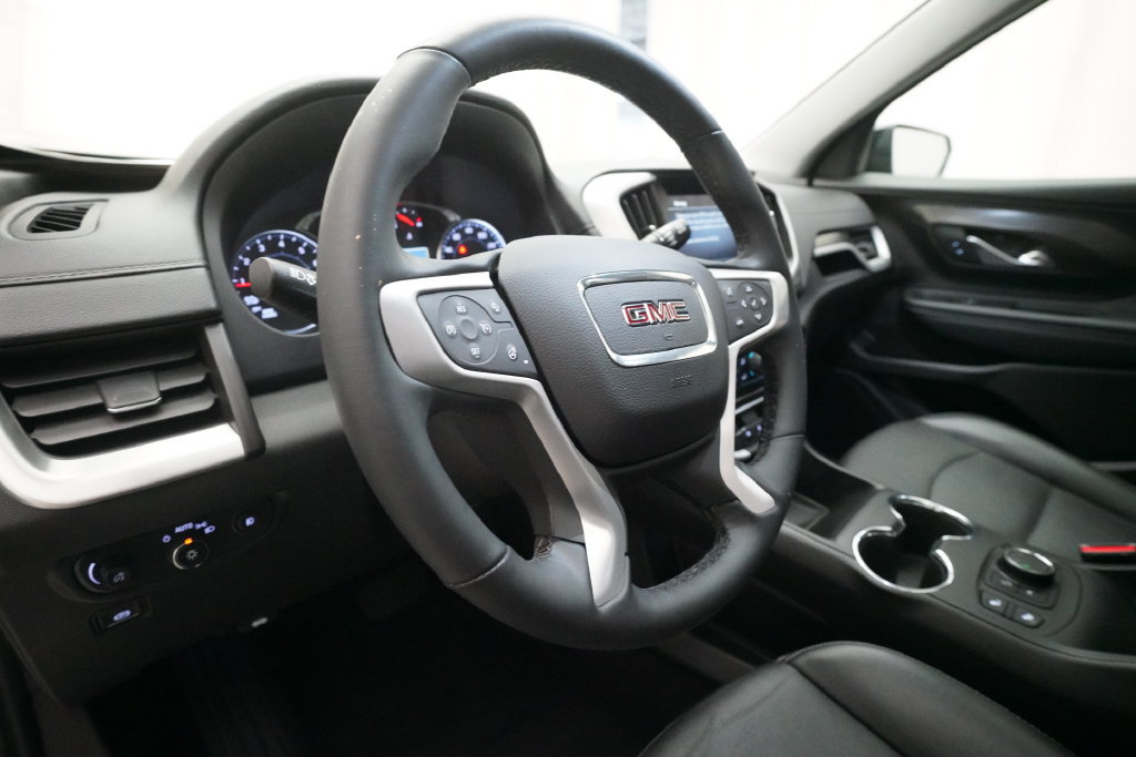 Certified 2024 GMC Terrain SLT w/ Elevation Edition AWD/4WD image 8