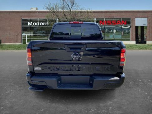 New 2026 Nissan Frontier SV image 3