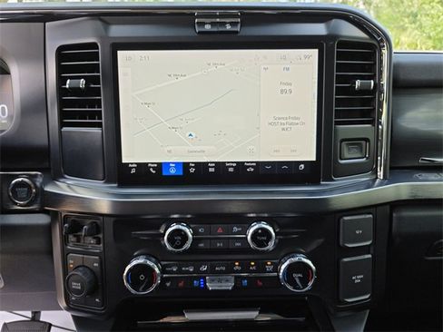 New 2025 Ford F250 Lariat w/ Black Appearance Package image 21