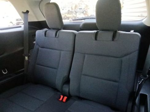 New 2026 Ford Explorer Active RWD image 28