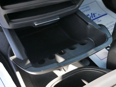 New 2026 Chrysler Pacifica Select FWD image 38