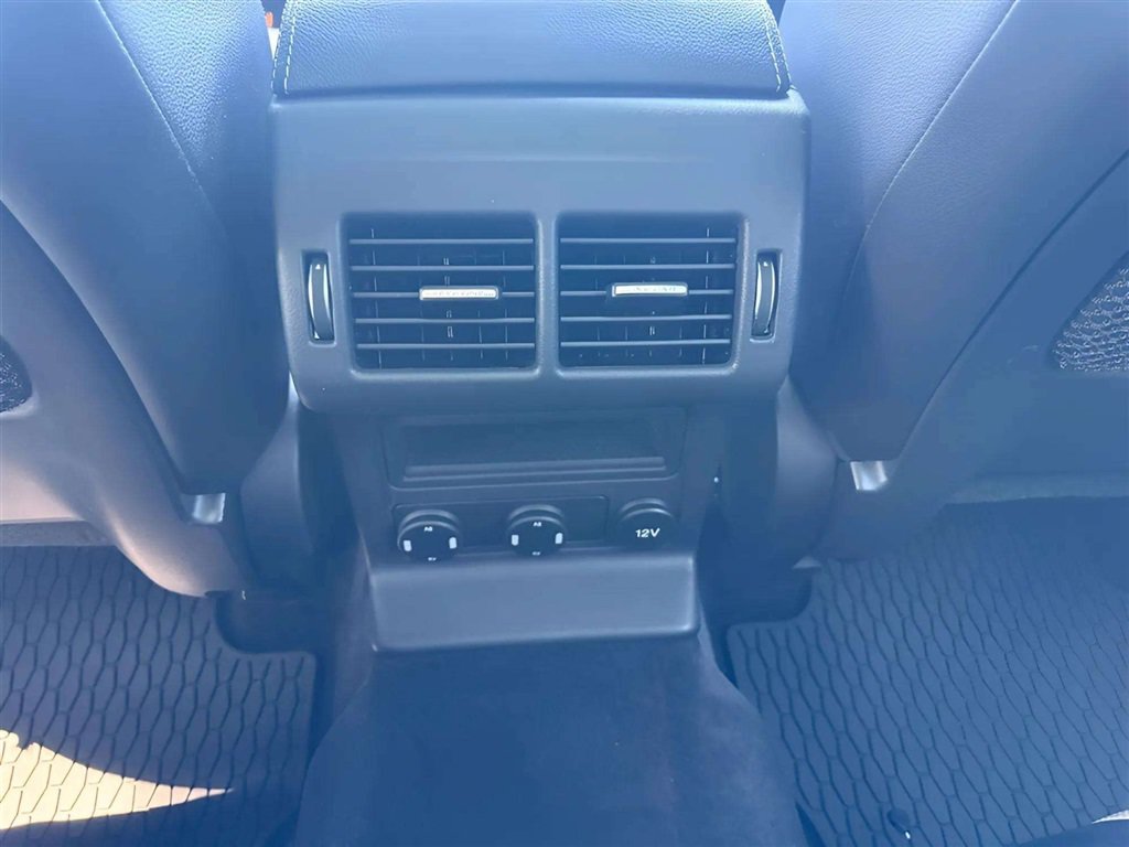 Used 2018 Jaguar F-PACE R-Sport AWD/4WD image 14
