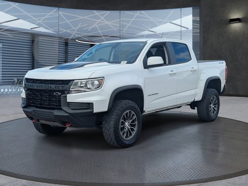 Used 2021 Chevrolet Colorado ZR2 image 2