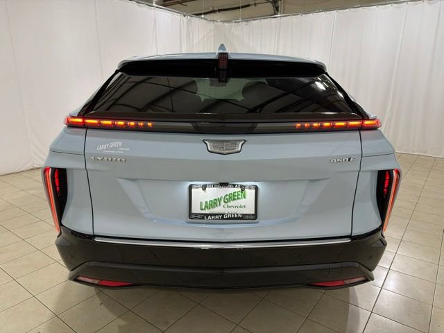 Used 2024 Cadillac Lyriq Luxury RWD image 5