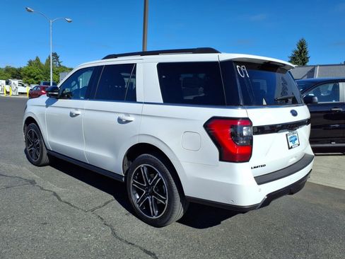 Certified 2021 Ford Expedition Limited image 8