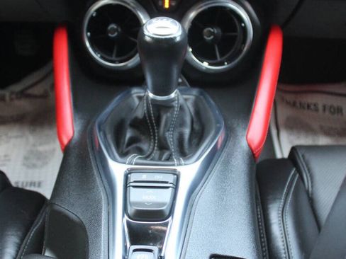 Used 2020 Chevrolet Camaro LT w/ Redline Edition RWD image 21