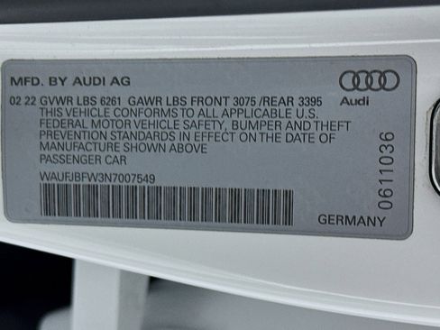 Used 2022 Audi e-tron GT Premium Plus image 32