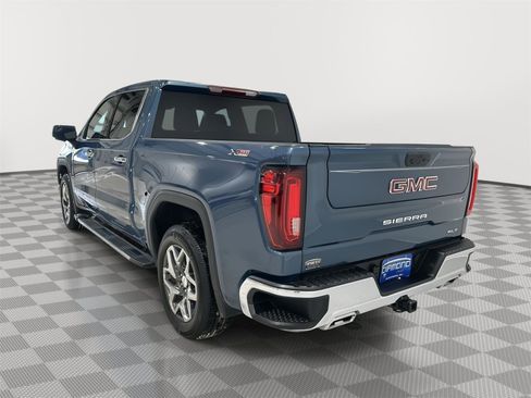 Used 2024 GMC Sierra 1500 SLT w/ SLT Premium Package image 3