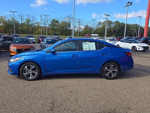 Used 2022 Nissan Sentra SV w/ Trunk Package image 4