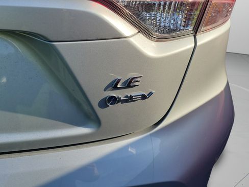 Used 2025 Toyota Corolla LE w/ Convenience Package FWD image 21