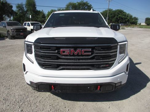 New 2026 GMC Sierra 1500 AT4 w/ AT4 Premium Package AWD/4WD image 13