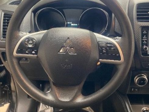 Used 2024 Mitsubishi Outlander Sport ES AWD/4WD image 21