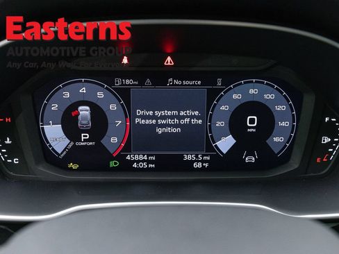 Used 2025 Audi Q3 2.0T Premium AWD/4WD image 17