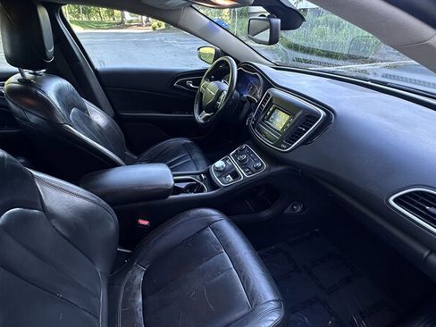 Used 2015 Chrysler 200 C FWD image 11
