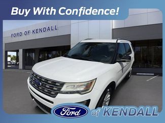 Used 2017 Ford Explorer XLT FWD video 1
