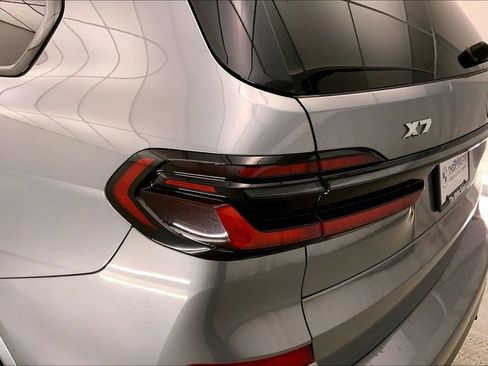 Used 2024 BMW X7 M60i w/ Executive Package AWD/4WD image 28