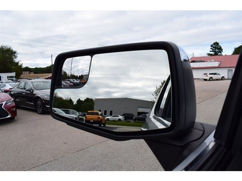 Used 2019 GMC Sierra 1500 SLT w/ SLT Convenience Package image 36