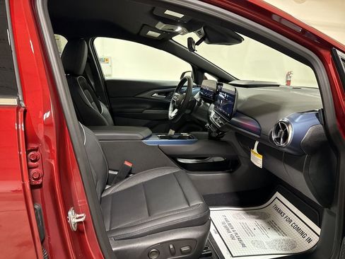 New 2026 Chevrolet Equinox EV LT w/ Convenience Package II image 22