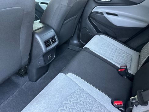 Used 2022 Chevrolet Equinox LT image 14