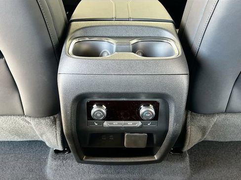 New 2026 GMC Acadia Elevation w/ Elevation Premium Package image 18