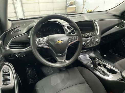Certified 2024 Chevrolet Malibu LT image 17