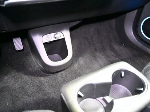 Used 2024 Hyundai Ioniq 5 Limited image 29